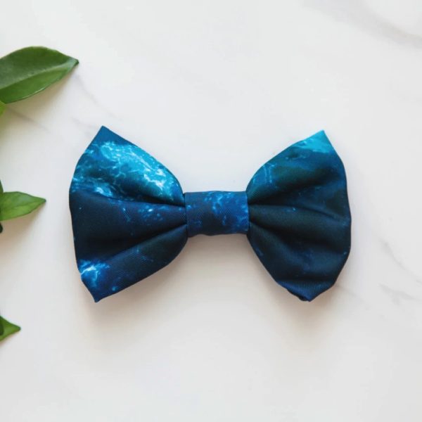 SHELL YEAH - OCEAN WAVES BOW TIE